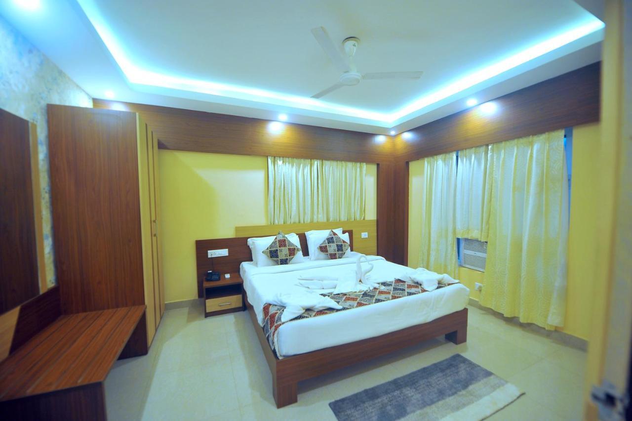 Pipul Hotels And Resorts 400 Meter From Sea Beach Puri Exterior photo